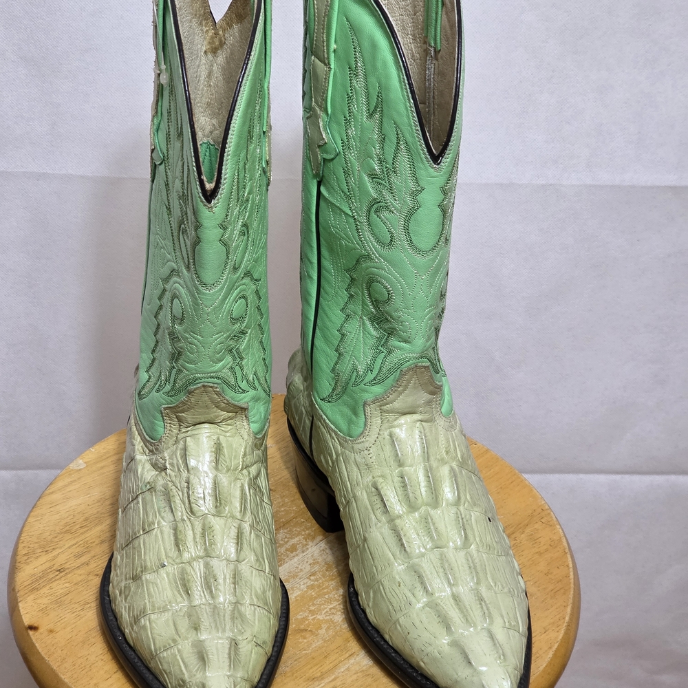 Vibrant Green Cowboy Boots